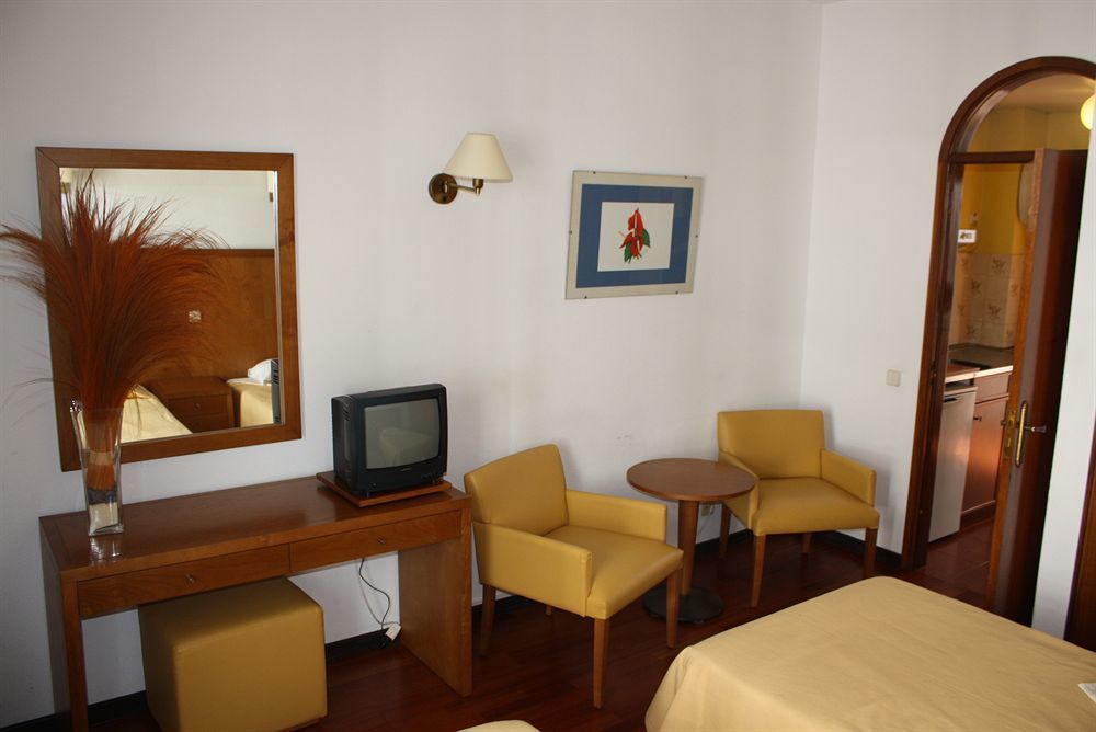 Apartamentos Turisticos Paraiso Фуншал Екстер'єр фото